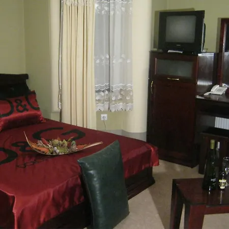 Mitic Luxx Centar Guest house