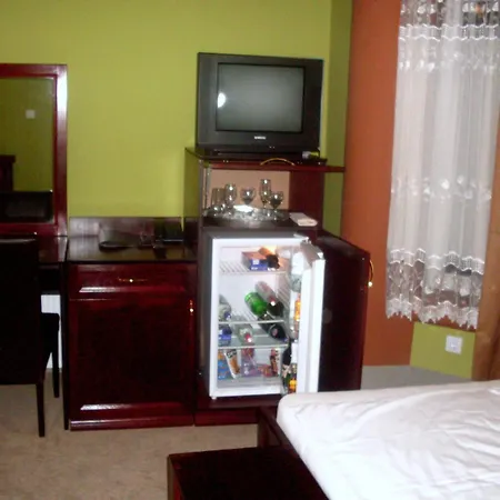 Mitic Luxx Centar Guest house 4*