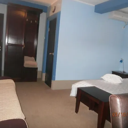 Guest house Mitic Luxx Centar 4*
