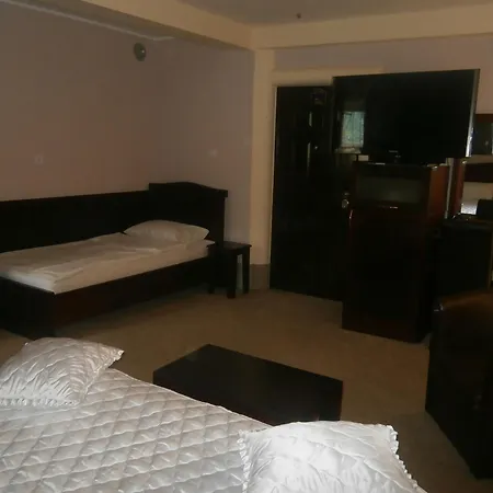 Mitic Luxx Centar 4*