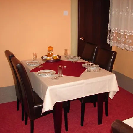 Guest house Mitic Luxx Centar 4*
