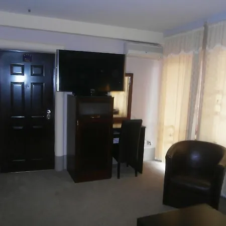 Mitic Luxx Centar 4*