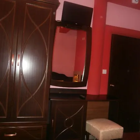 Guest house Mitic Luxx Centar 4*